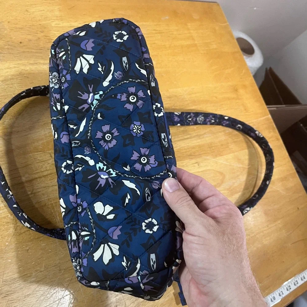 Vera Bradley Fleur medallion Blue Floral Puffy Quilted Tote Bag Shoulder Bag